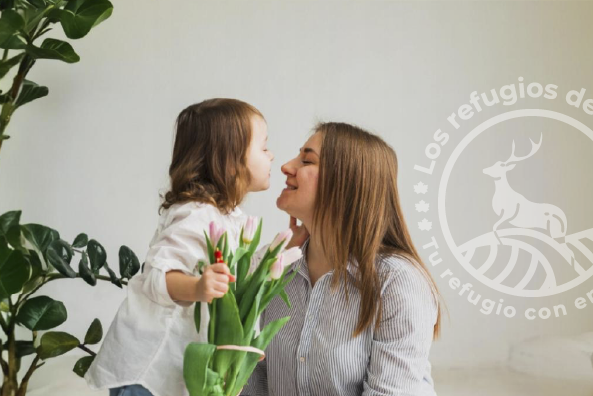Regala a Mamá una Escapada Inolvidable: Los Refugios del Alce te esperan en Chiclana